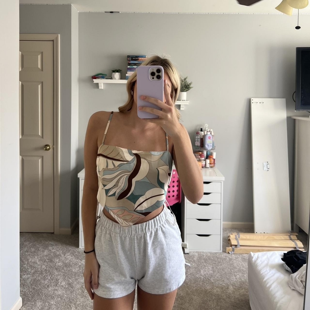 FOREVER 21  Women's Crop-top